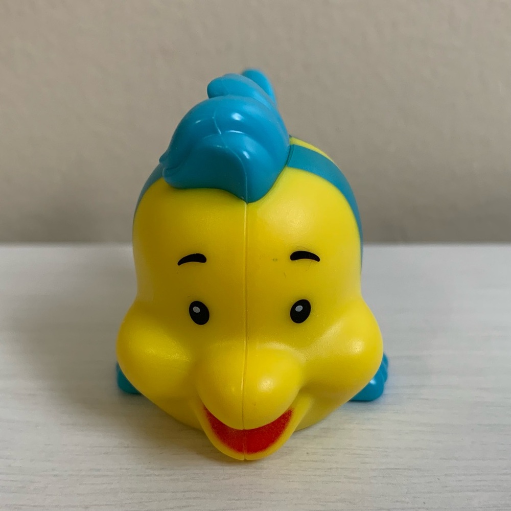 Fisher-Price Little People FLOUNDER Figure Little Mermaid Disney Princess 2022